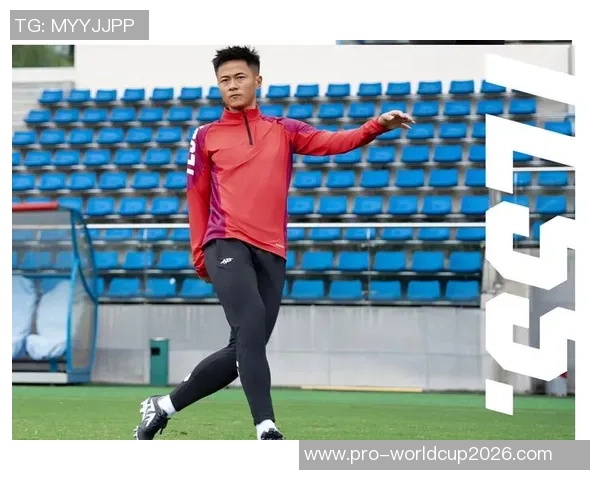 足球套服的魅力与实用性探讨提升运动表现的最佳选择